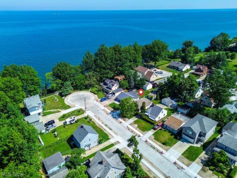 11 E 220th Street Euclid OH 44123
