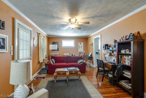 11 E 220th Street Euclid OH 44123