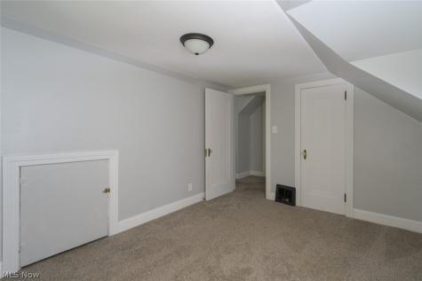 257 Maywood Drive Youngstown OH 44512