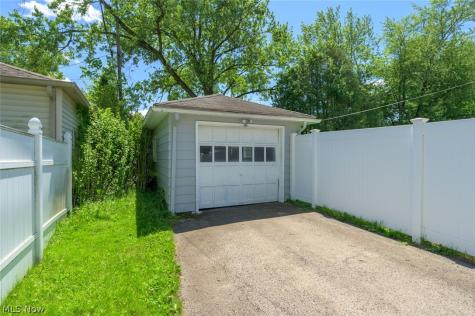 257 Maywood Drive Youngstown OH 44512