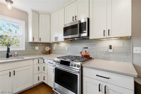 2615 Deptford Drive Beachwood OH 44122