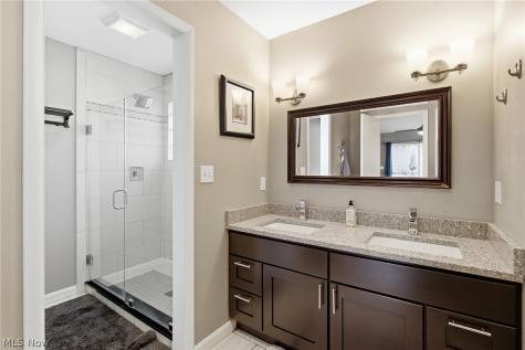 2615 Deptford Drive Beachwood OH 44122