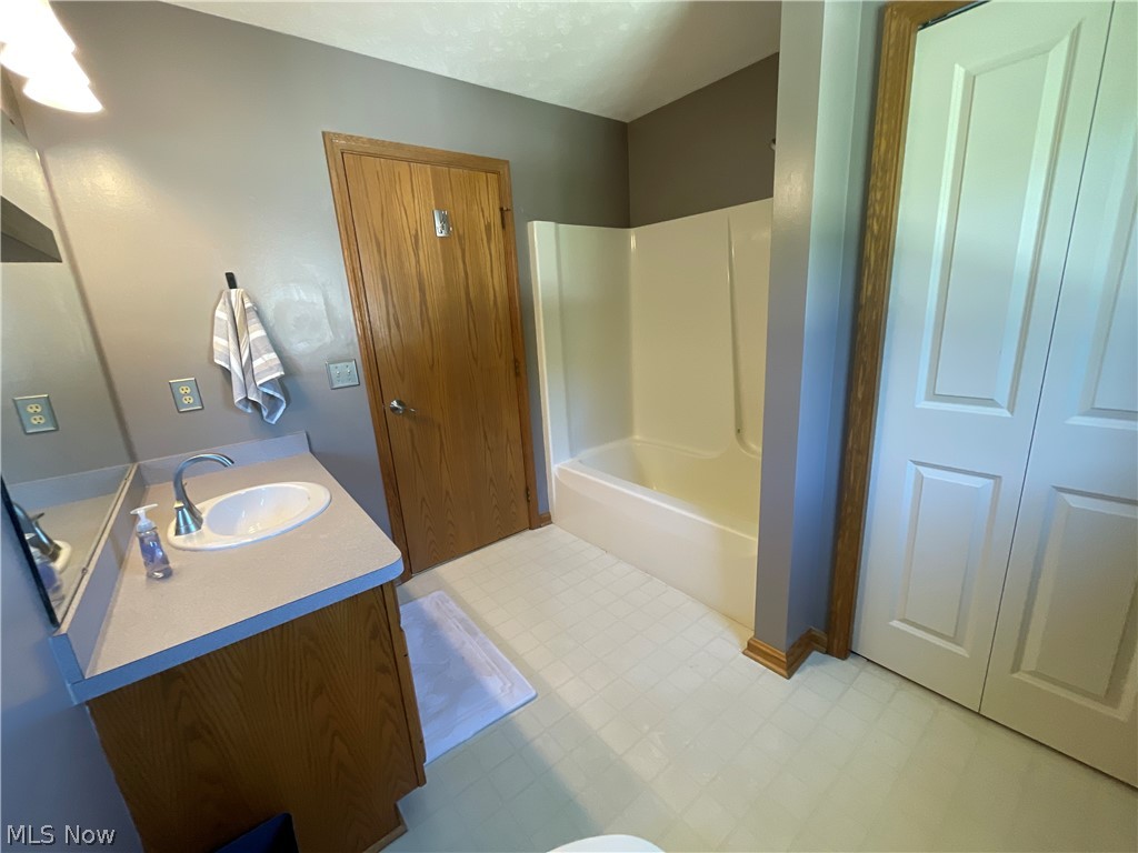 4081 Sacramento Boulevard Medina OH 44256