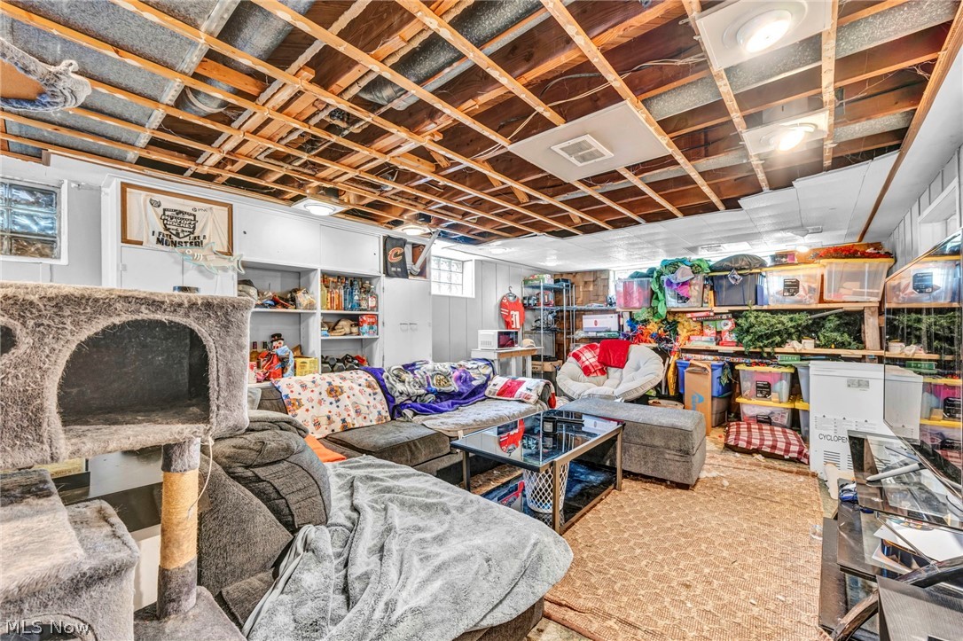 6294 Alexandria Drive Parma Heights OH 44130