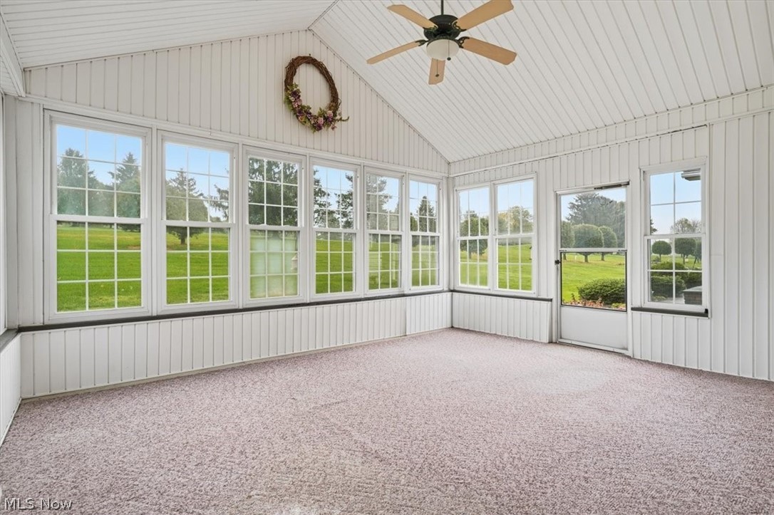 1344 Meadowbrook Lane NE Carrollton OH 44615