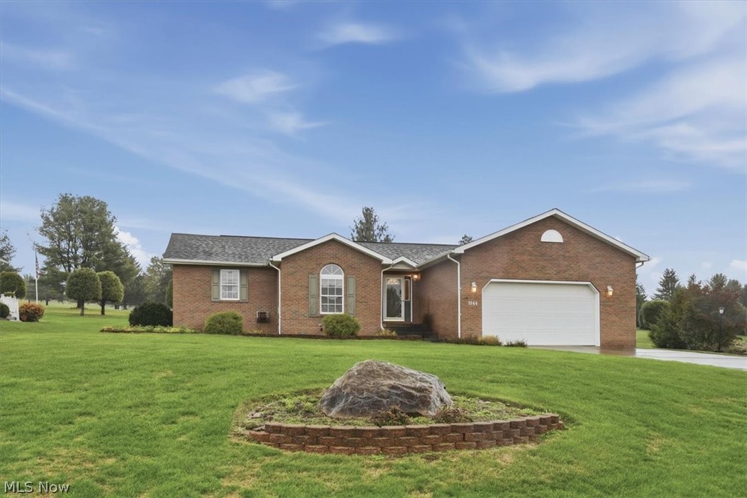 1344 Meadowbrook Lane NE Carrollton OH 44615