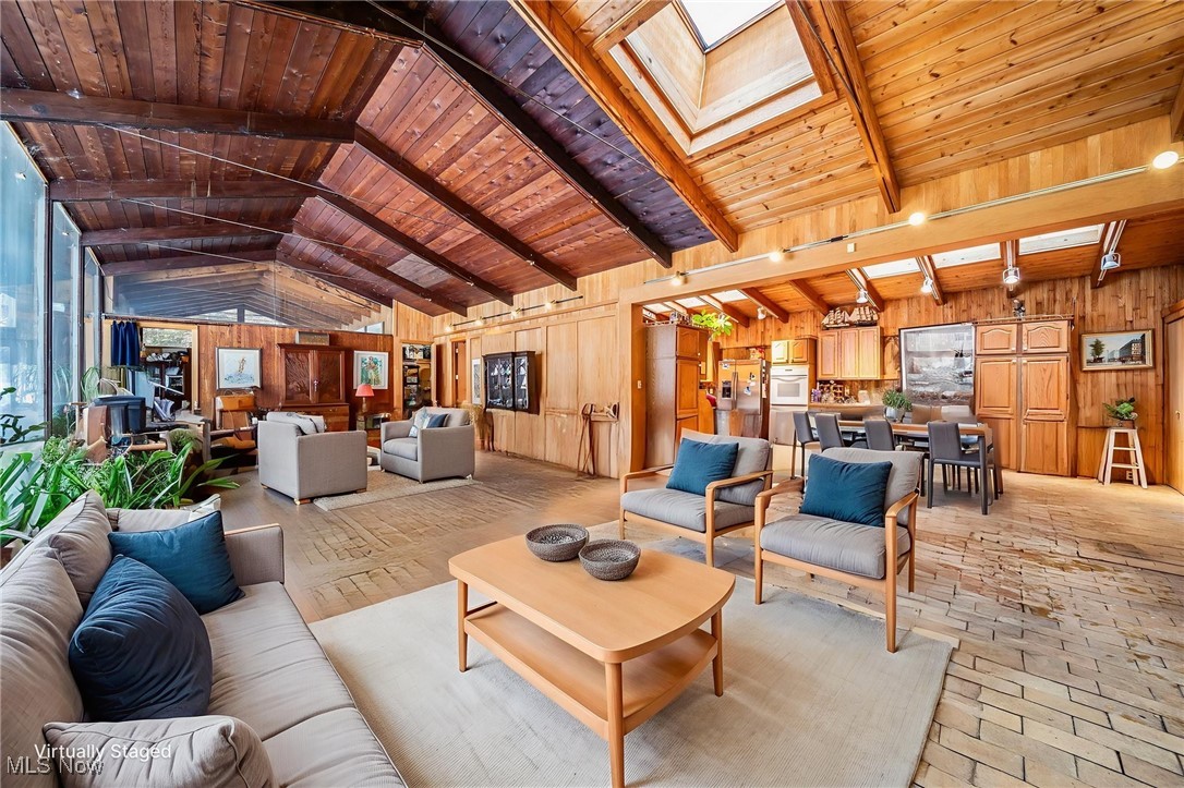 13610 Sperry Road Novelty OH 44072
