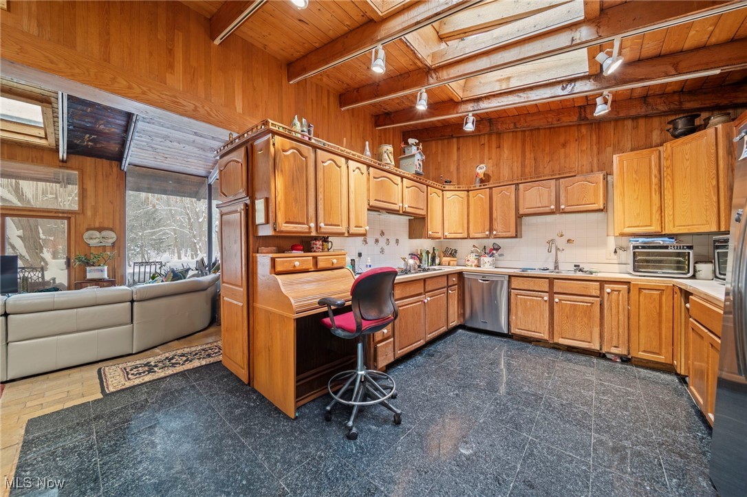 13610 Sperry Road Novelty OH 44072