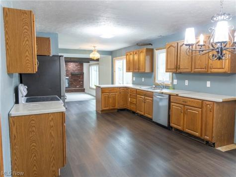 32625 Surrey Lane Avon Lake OH 44012