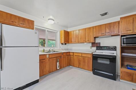 1242 Frost Road Streetsboro OH 44241