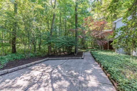 7859 Sugarbush Lane Gates Mills OH 44040
