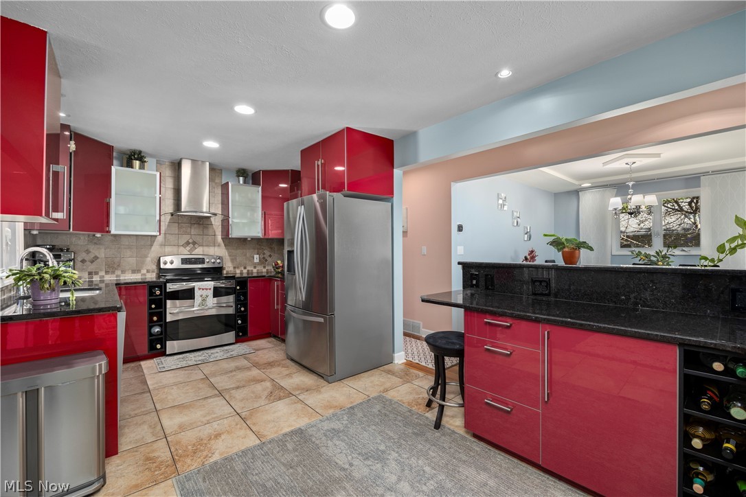 837 E Dartmoor Avenue Seven Hills OH 44131