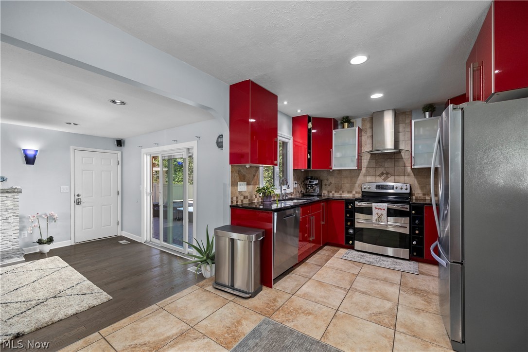 837 E Dartmoor Avenue Seven Hills OH 44131