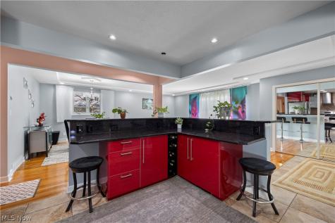 837 E Dartmoor Avenue Seven Hills OH 44131