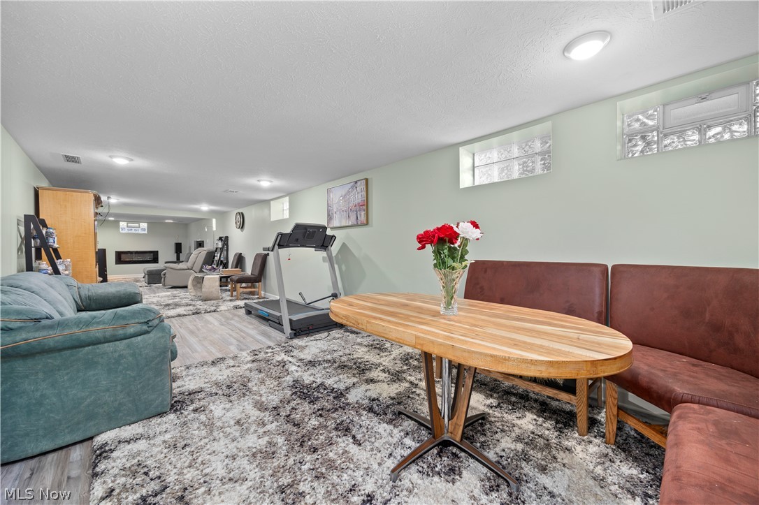 837 E Dartmoor Avenue Seven Hills OH 44131