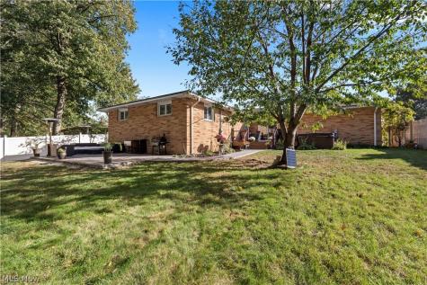 837 E Dartmoor Avenue Seven Hills OH 44131