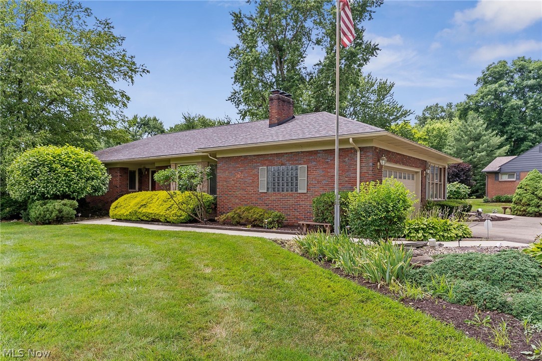 4122 Devon Drive SE Warren OH 44484