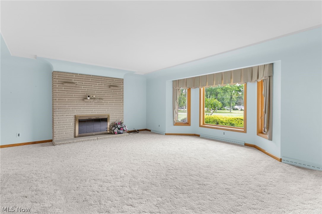4122 Devon Drive SE Warren OH 44484