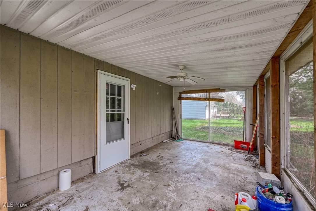 2424 Hennetta Avenue Akron OH 44320