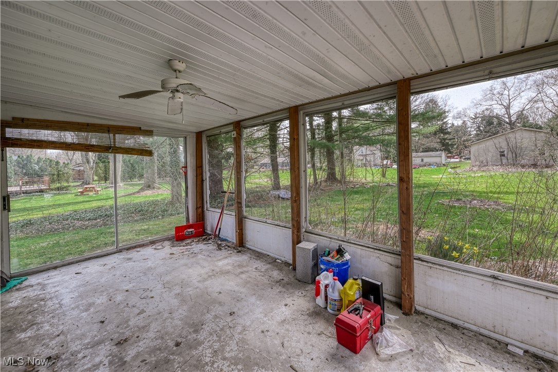 2424 Hennetta Avenue Akron OH 44320