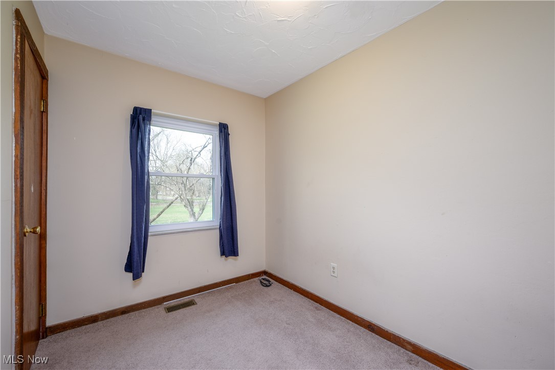 2424 Hennetta Avenue Akron OH 44320