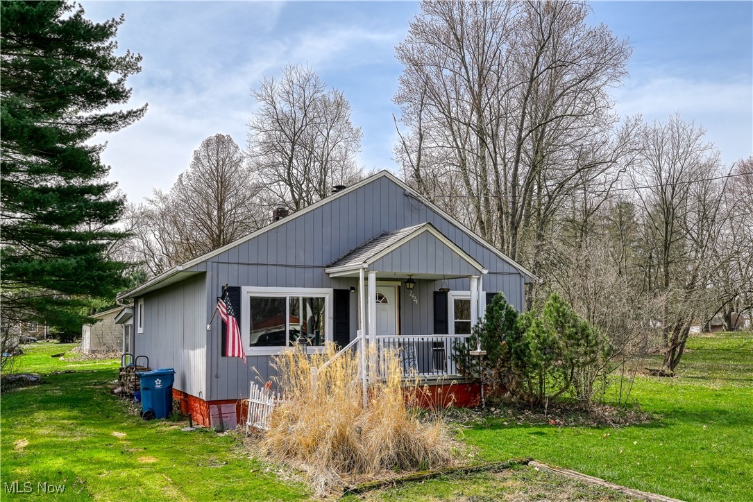 2424 Hennetta Avenue Akron OH 44320