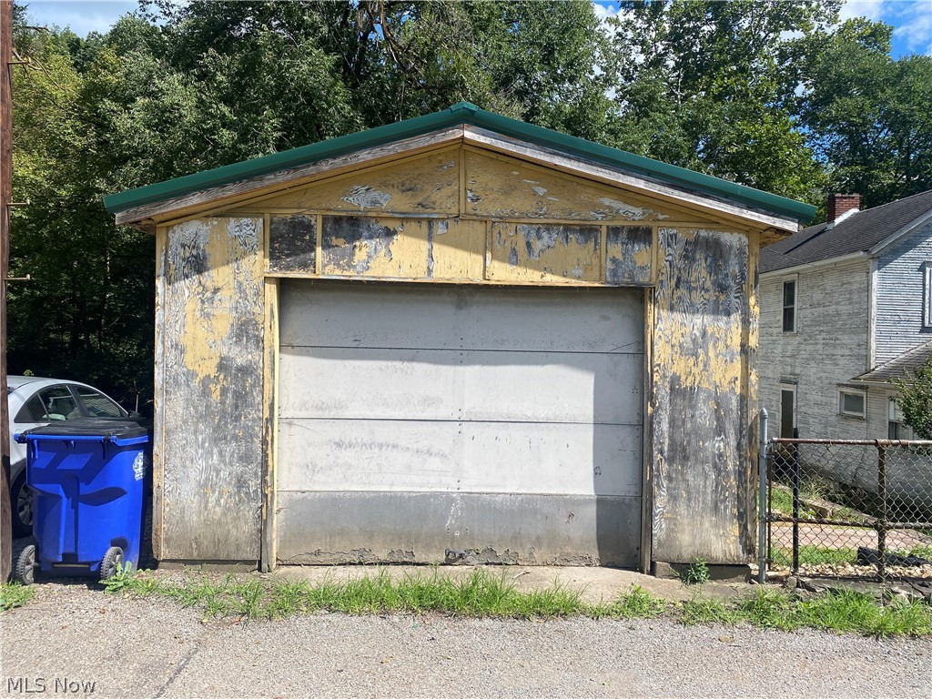 729 Valley Avenue East Liverpool OH 43920