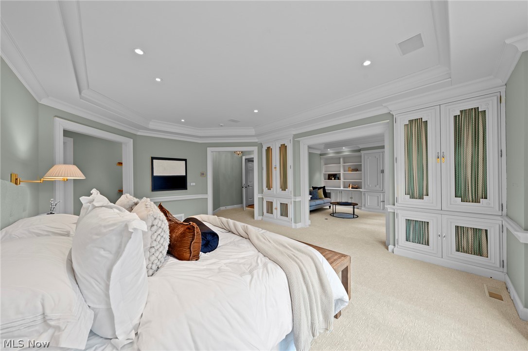 31900 Pinetree Road Pepper Pike OH 44124