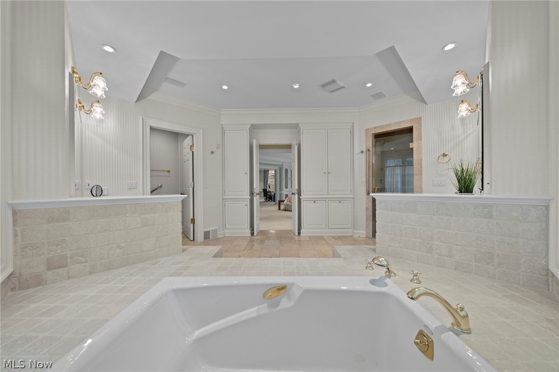 31900 Pinetree Road Pepper Pike OH 44124
