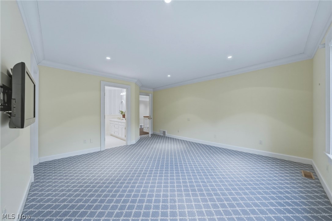31900 Pinetree Road Pepper Pike OH 44124