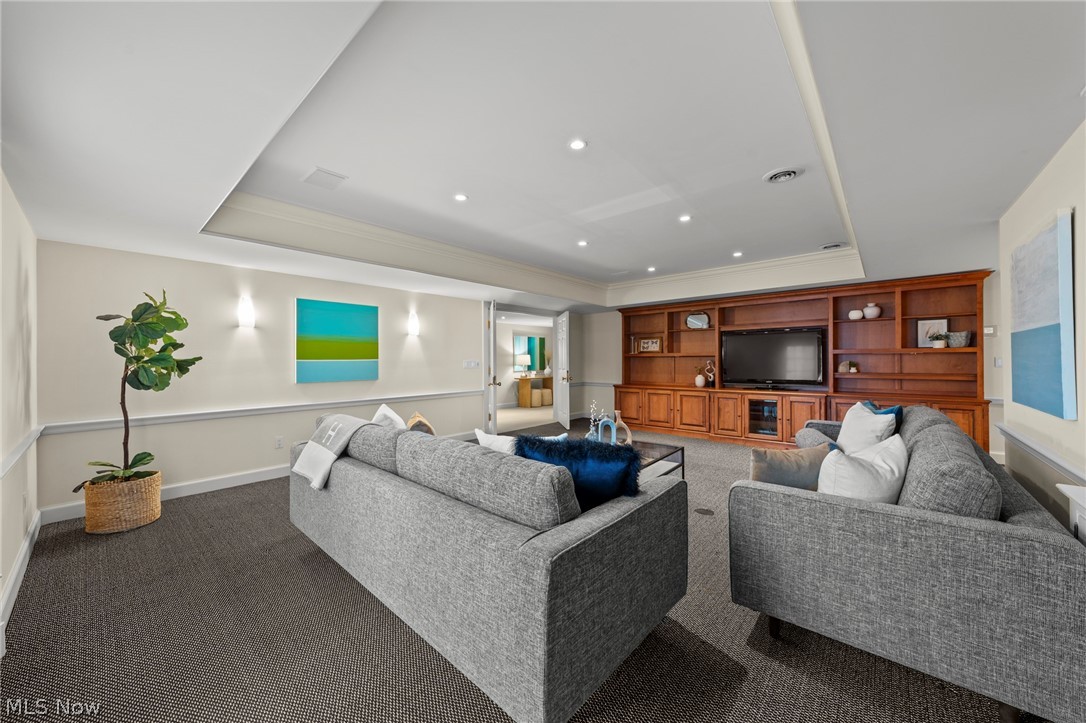 31900 Pinetree Road Pepper Pike OH 44124