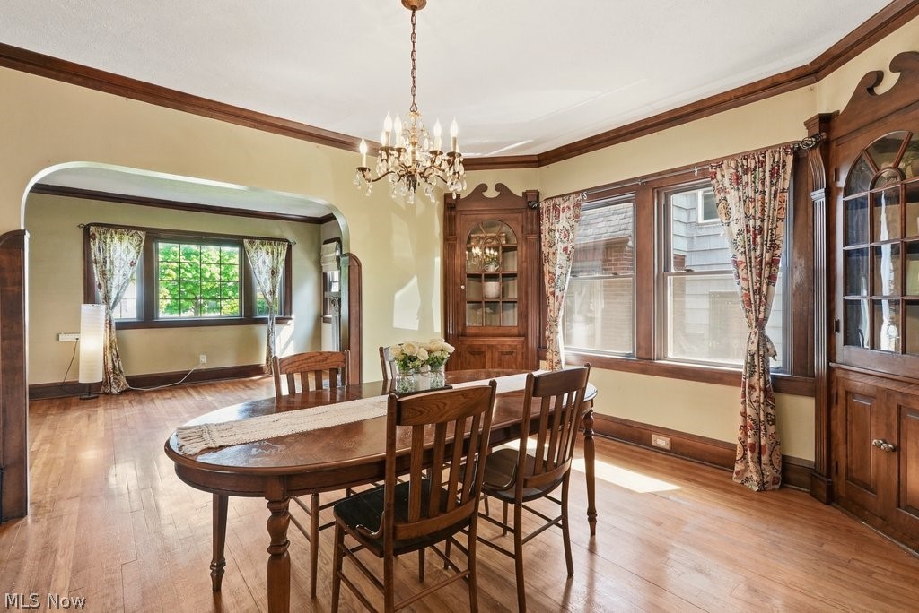 17513 Laverne Avenue Cleveland OH 44135