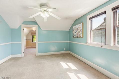 17513 Laverne Avenue Cleveland OH 44135
