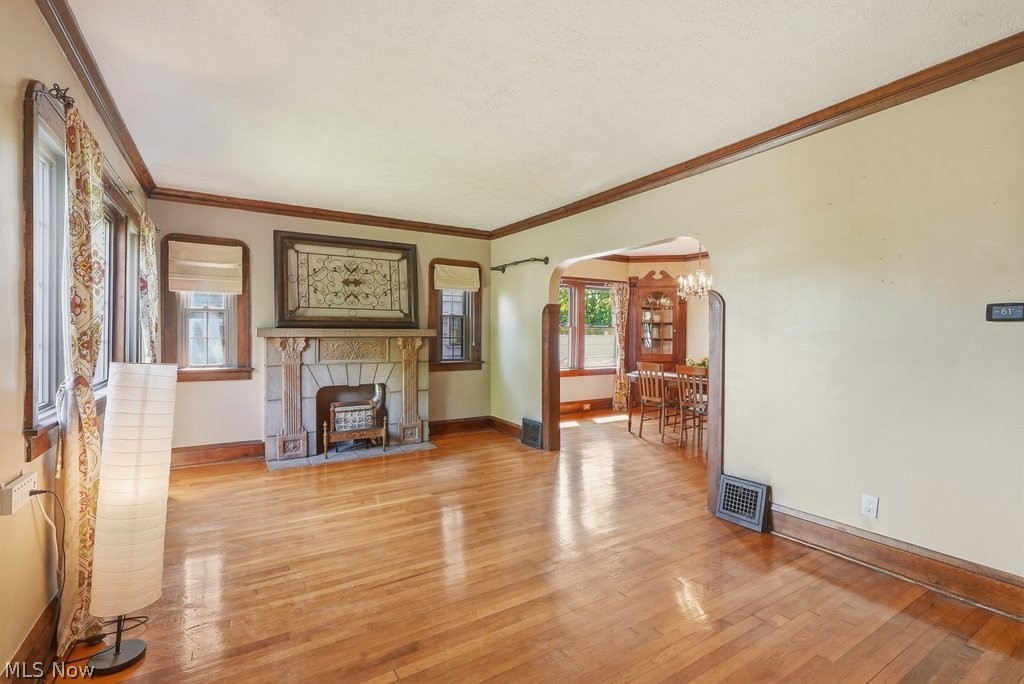 17513 Laverne Avenue Cleveland OH 44135