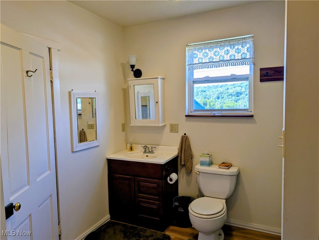 262 N 5th Street Mcconnelsville OH 43756