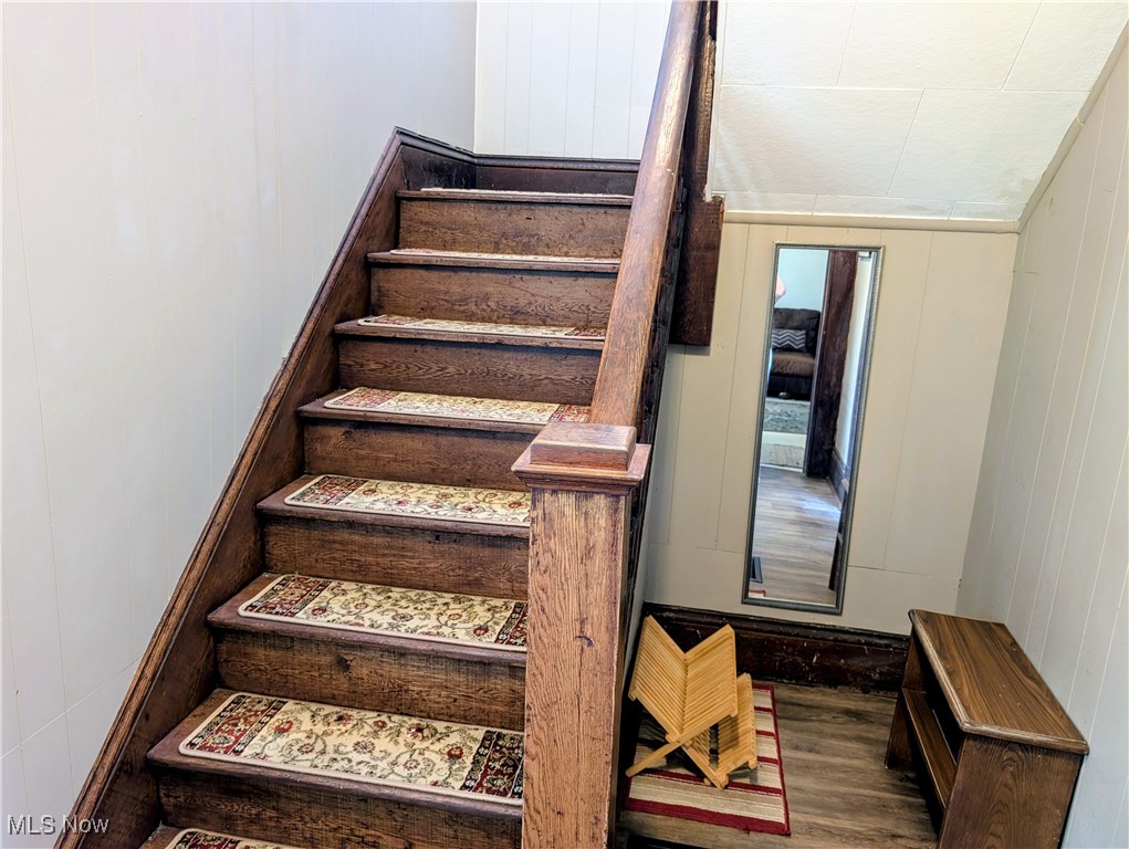 262 N 5th Street Mcconnelsville OH 43756