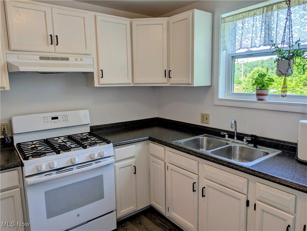 262 N 5th Street Mcconnelsville OH 43756