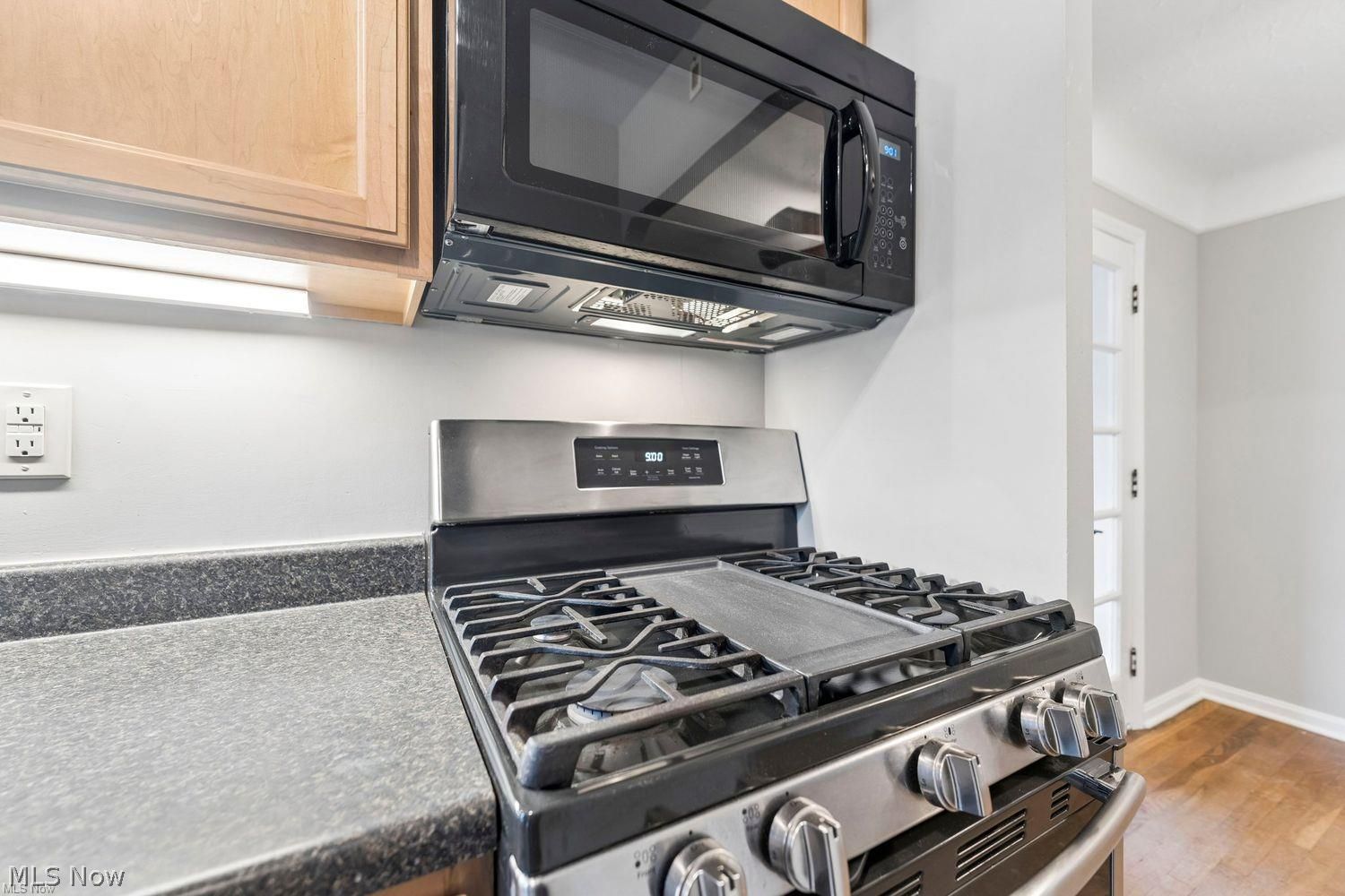 24230 Knickerbocker Road Bay Village OH 44140