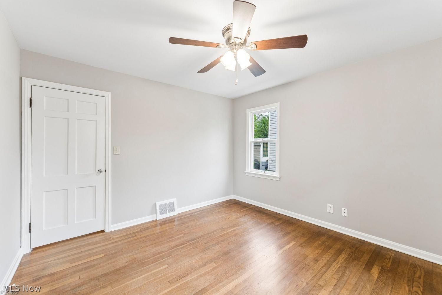 24230 Knickerbocker Road Bay Village OH 44140