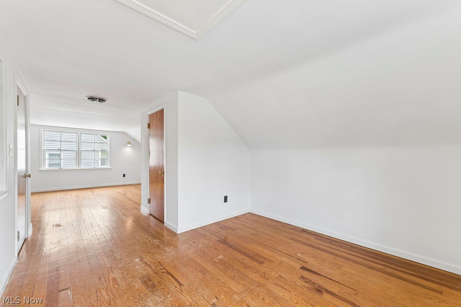 24230 Knickerbocker Road Bay Village OH 44140