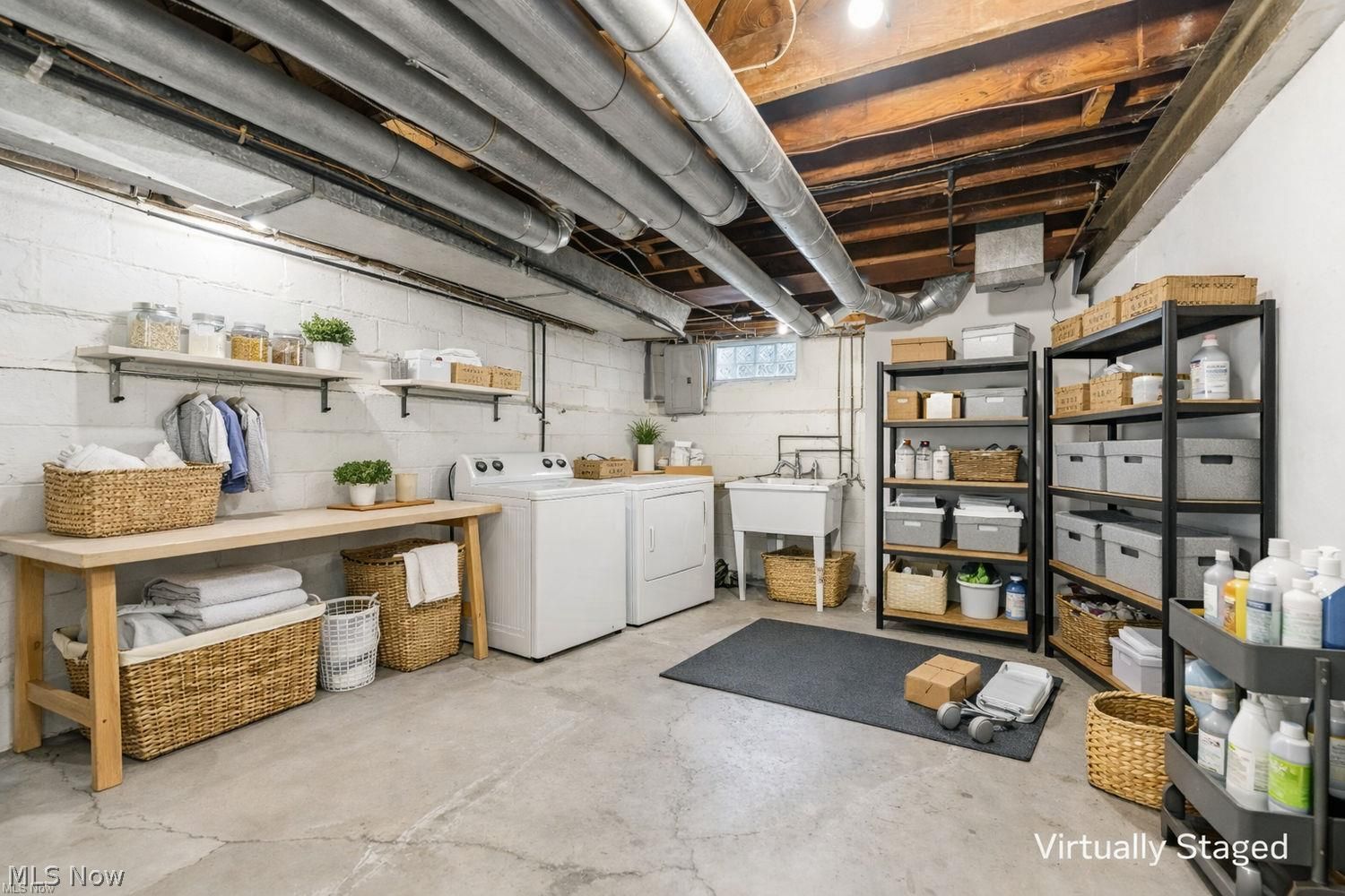 24230 Knickerbocker Road Bay Village OH 44140