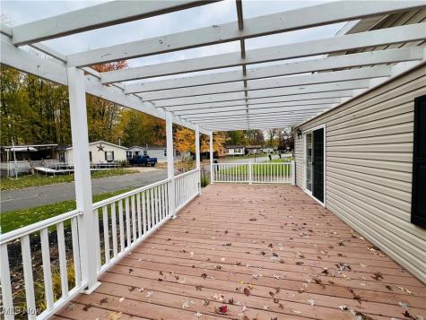 268 Twin Lakes Elyria OH 44035
