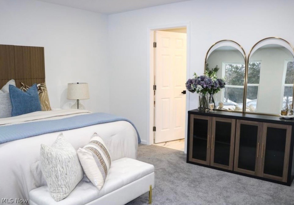 7602 Hickory Oakwood Village OH 44146