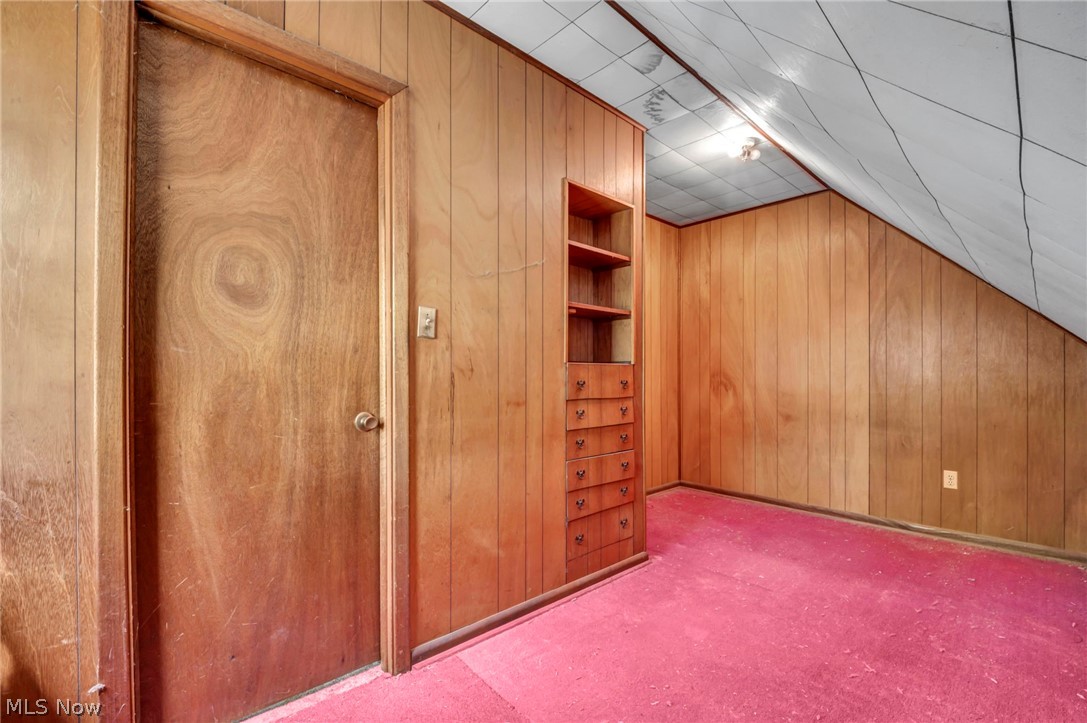 718 E 343rd Street Eastlake OH 44095