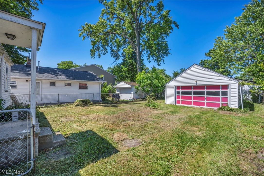 718 E 343rd Street Eastlake OH 44095