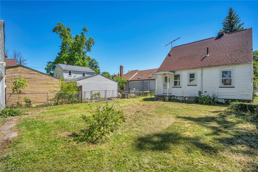 718 E 343rd Street Eastlake OH 44095