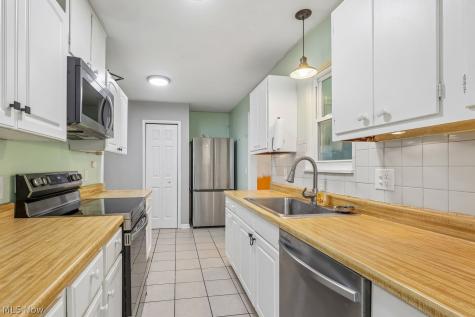 249 Erieview Boulevard Sheffield Lake OH 44054