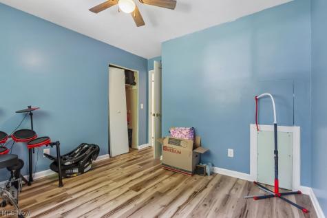 249 Erieview Boulevard Sheffield Lake OH 44054