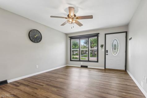249 Erieview Boulevard Sheffield Lake OH 44054