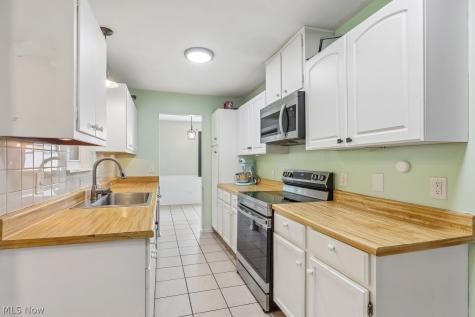 249 Erieview Boulevard Sheffield Lake OH 44054